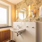 Nordhaeuser Fuerstenhof & Tinysky-resort 酒店 4*
